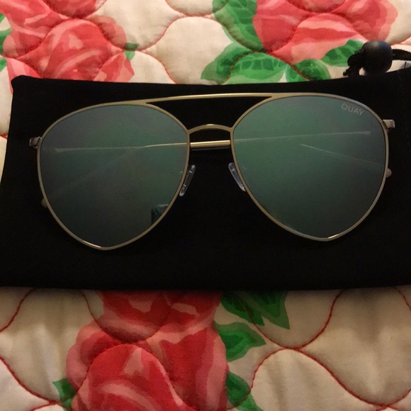 Quay Australia x Jasmine Sanders Sunglasses - Picture 3 of 6